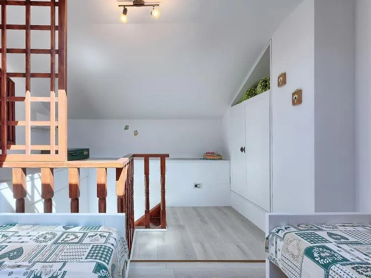Apartman Sani Apartment Pula 0*,  Croatia